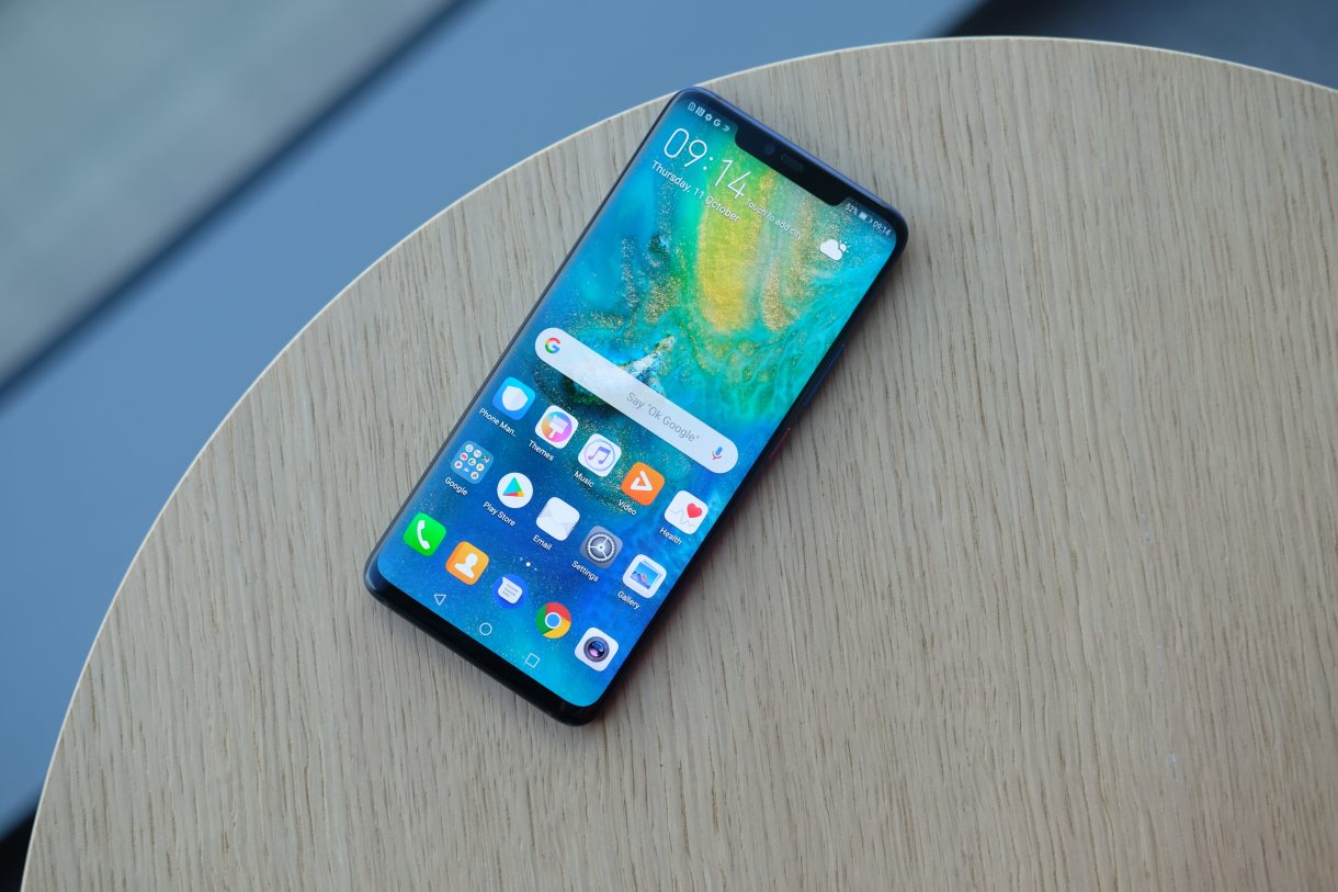 الشاشة في هاتف Huawei Mate 20 Pro